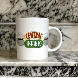 ‘Central Perk’ Friends Graphic Ceramic Mug